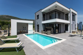 Luxury Villa Marion